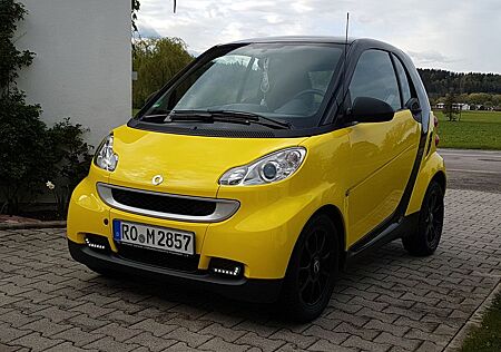 Smart ForTwo coupé 1.0 52kW Klima SHZ Alu mhd pure