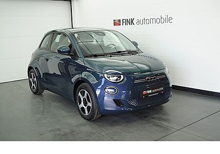 Fiat 500E Action CarPlay Android Automatik