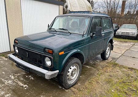 Lada Niva 1.7i Kult