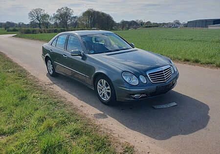 Mercedes-Benz E 350 AVANTGARDE , AHK. viel Ausstattung