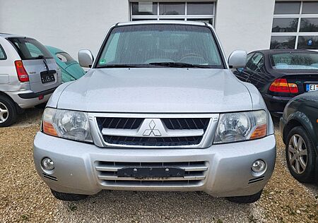 Mitsubishi Pajero 3.2 DI-D Elegance*3 Türig*Klima*Alu*