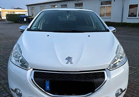 Peugeot 208 1.2 Active 82 VTi Active
