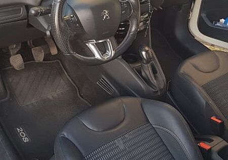 Peugeot 208 1.4 Allure 95 VTi Allure