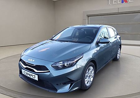 Kia Cee'd CEED_5 1.5T 140 DCT7 VISION KOMF+ (NAV)