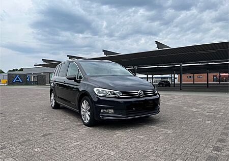 VW Touran Volkswagen 2.0 TDI SCR Highline BMT Highline