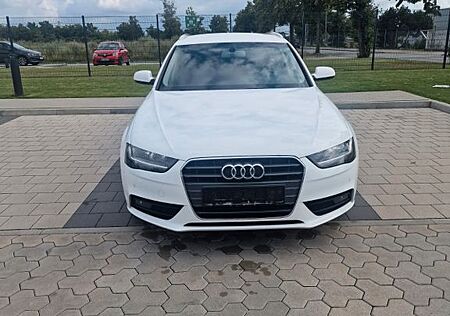 Audi A4 1.8 TFSI 88kW multitr. Attraction Avant A...
