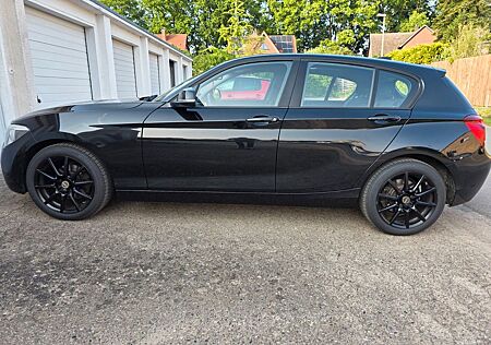 BMW 116i 2te Hand 8 fach Xenon Navi Schiebedach