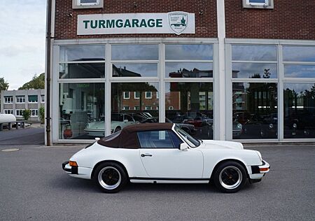 Porsche 911 Urmodell 911 3.2 Carrera Cabrio
