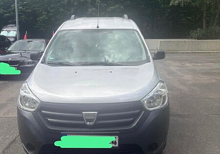 Dacia Dokker TCe 115 Stepway Celebration Stepway C...