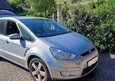 Ford S-Max 2,0 Titanium Titanium