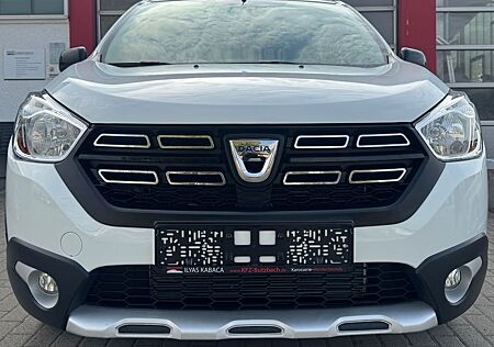 Dacia Lodgy Blue dCi 115 Stepway 7-Sitzer Navi Klima