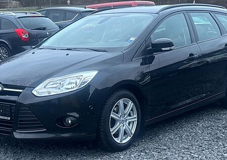 Ford Focus 1.6 TDCi Turnier Titanium ZR-Neu