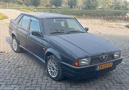 Alfa Romeo Andere gebraucht kaufen Alfa Romeo 75 2.0 Savali als Restaurierungsobjek