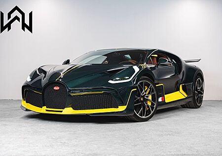 Bugatti DIVO | 1of5 EXPOSEDCARBON | 1of40|  READY CAR |