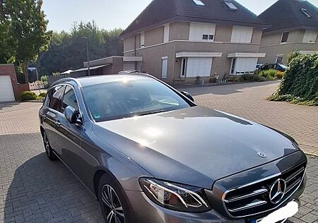Mercedes-Benz E 200 T Autom. 9G-Tronic Avantgarde