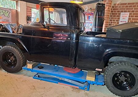 Ford F 100