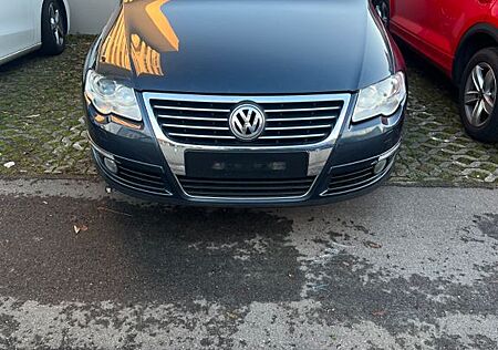 VW Passat Variant Volkswagen 3.2 V6 FSI DSG 4Mot. Highline...