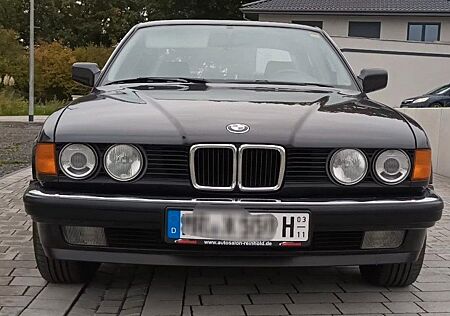 BMW 730
