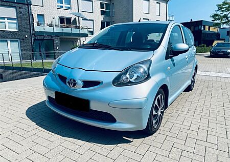 Toyota Aygo (X) Aygo (X) 1.0 -