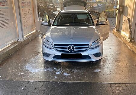 Mercedes-Benz C 220 d T Autom. -