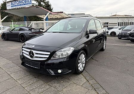 Mercedes-Benz B 180 *Navi,Sitzheitzung*