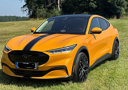 Ford Mustang Mach-E Elektromotor Standard Range 1...