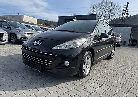 Peugeot 207 SW 1.4 16V Premium /Panorama-Dach/KlimA