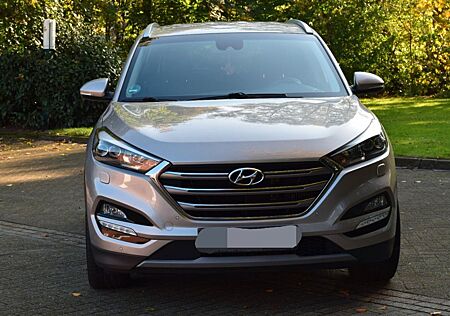 Hyundai Tucson 2.0 CRDi 135kW Premium 4WD Automatik ...