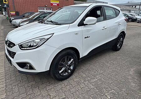 Hyundai ix35 blue Finale 2WD