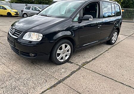 VW Touran Volkswagen