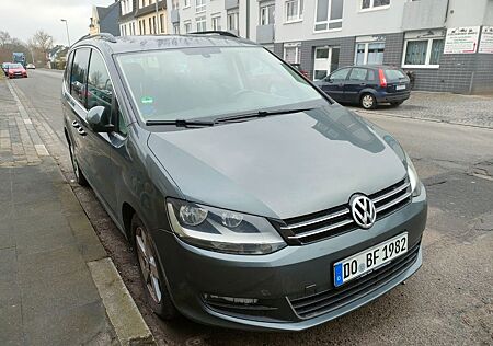 VW Sharan Volkswagen 2.0 TDI DSG 125kW Highli...