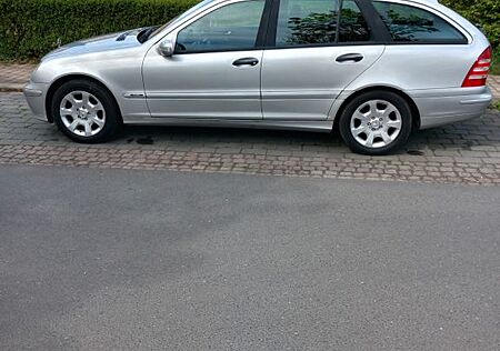 Mercedes-Benz C 180 KOMPRESSOR T CLASSIC Classic