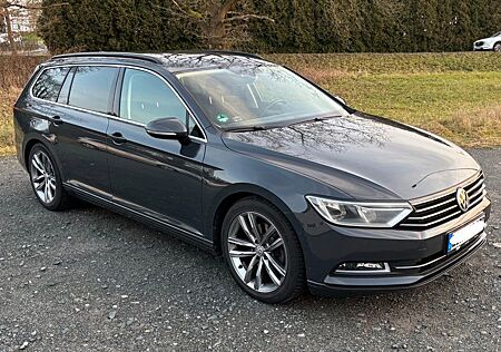 VW Passat Variant Volkswagen Passat 2.0 TDI SCR 140kW DSG Comfort AHK