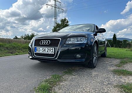 Audi A3 1.6 S line Sportback S line TÜV Neu 08/27