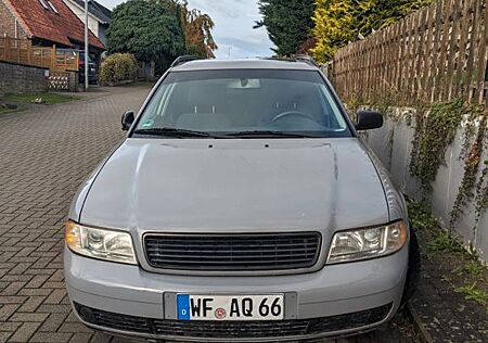 Audi A4 gebraucht kaufen Audi A4 1.8 Avant -