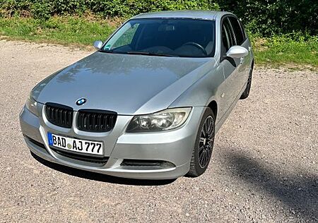 BMW 320d -