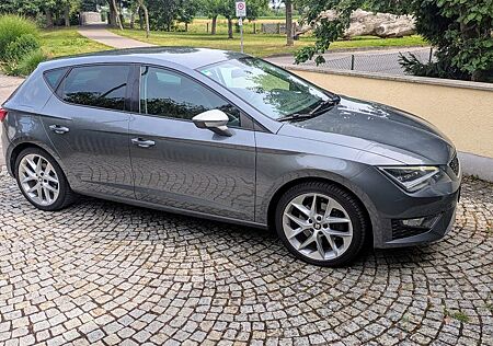 Seat Leon 1.8 TSI FR (1. Hand, unfallfrei, TÜV neu)