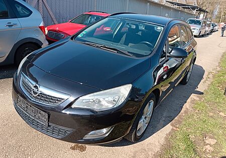 Opel Astra J Sports Tourer Edition