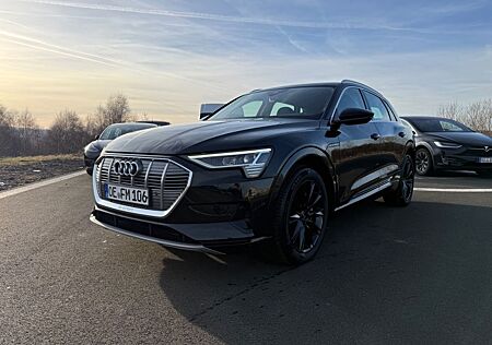 Audi e-tron 50 quattro*LED*Advanced*Carplay*Luft*94%