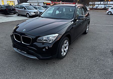 BMW X1 20 d sDrive Automatik Navi AHK