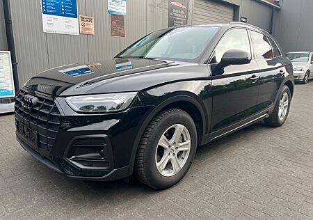 Audi Q5 35 TDI advanced/ Optik Paket Schwarz / ACC