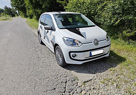 VW Up Volkswagen ! 1.0 cheer Prostyle 08/26 TÜV
