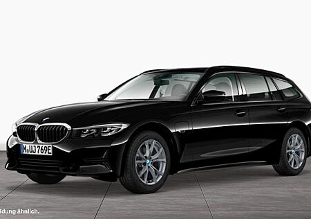BMW 330e Touring Sport Line LiveCockpitProf Kamera