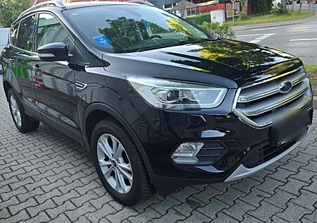 Ford Kuga 2,0 TDCi 4x2 110kW Black & Silver Black...