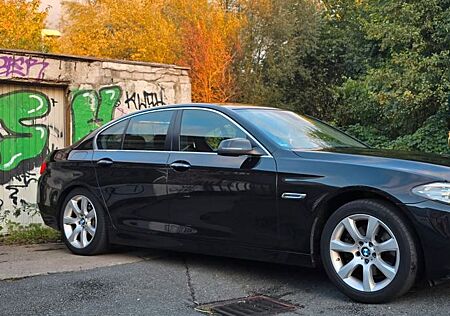 BMW 520d xDrive A -