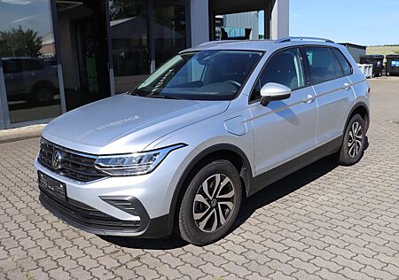 VW Tiguan Volkswagen 1.4 eHybrid OPF DSG ACTIVE*NAVI*RFK*