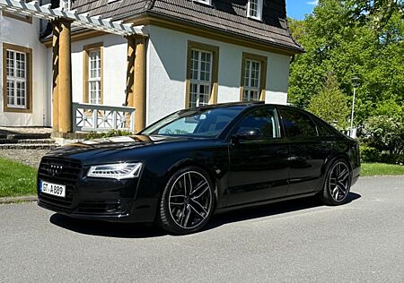 Audi A8 4.2 TDI clean diesel tiptronic quattro -