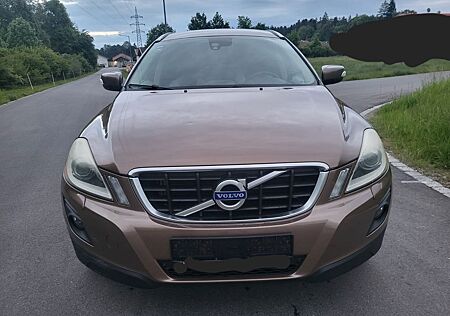 Volvo XC 60 XC60 2.4D 4x4, Xenon,Leder,AUTOMATIK, AHK