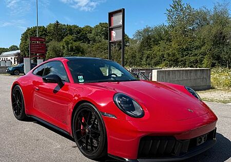 Porsche 992 Carrera 4 GTS Burmester Pano Full 217LP