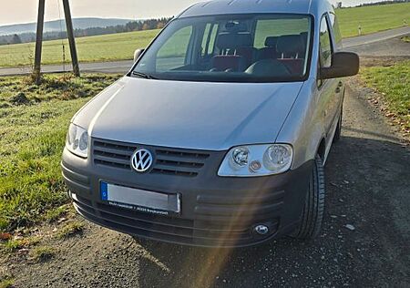 VW Caddy Volkswagen Life 1.4 5-Sitzer - mit TÜV